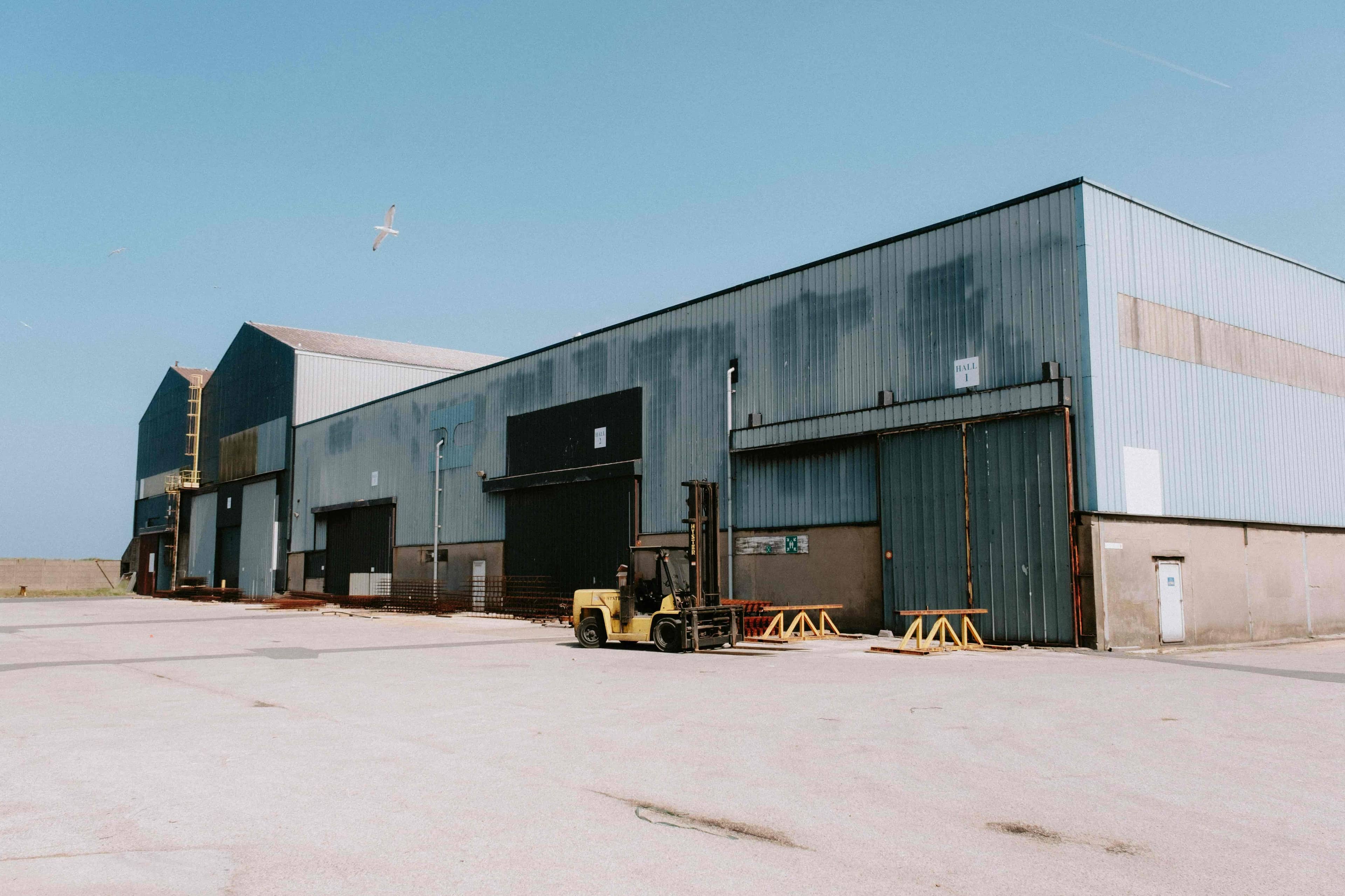 Commercial building exterior representing commercial property insurance